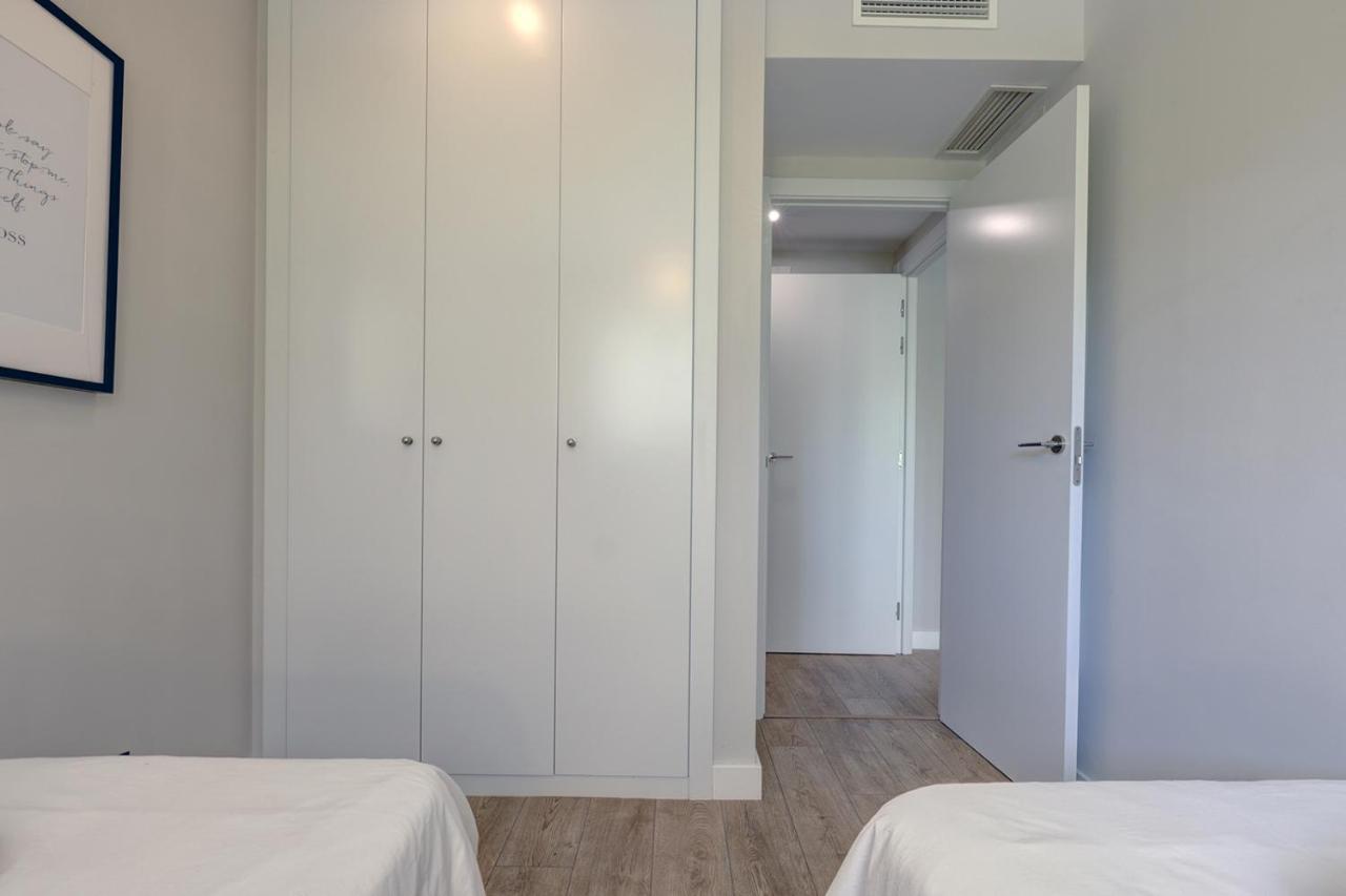Stylish 2 Bedroom Apartment In Estepona Old Town Bagian luar foto