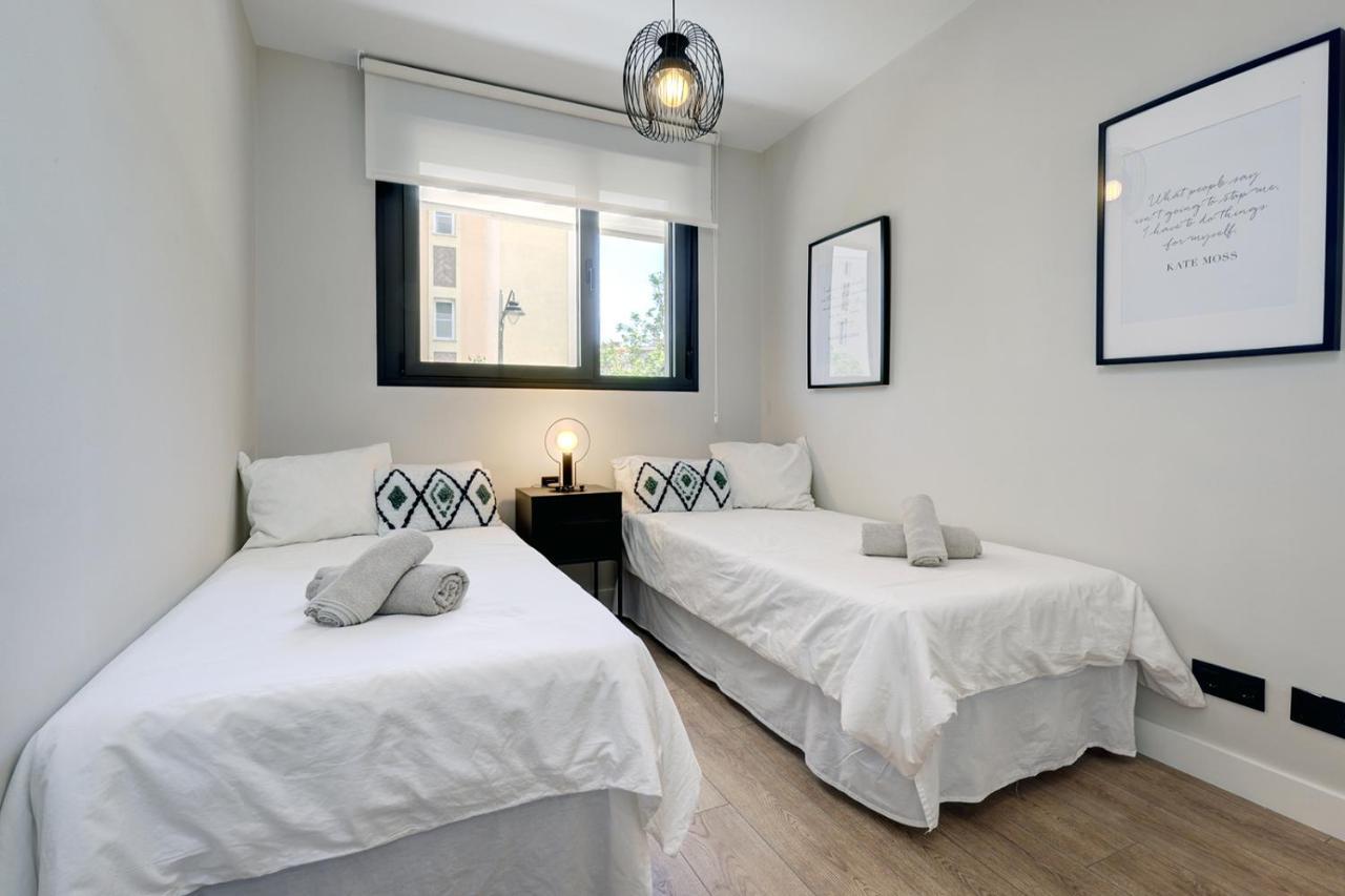 Stylish 2 Bedroom Apartment In Estepona Old Town Bagian luar foto