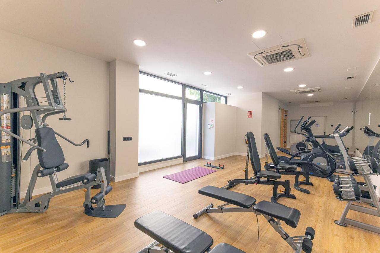 Stylish 2 Bedroom Apartment In Estepona Old Town Bagian luar foto