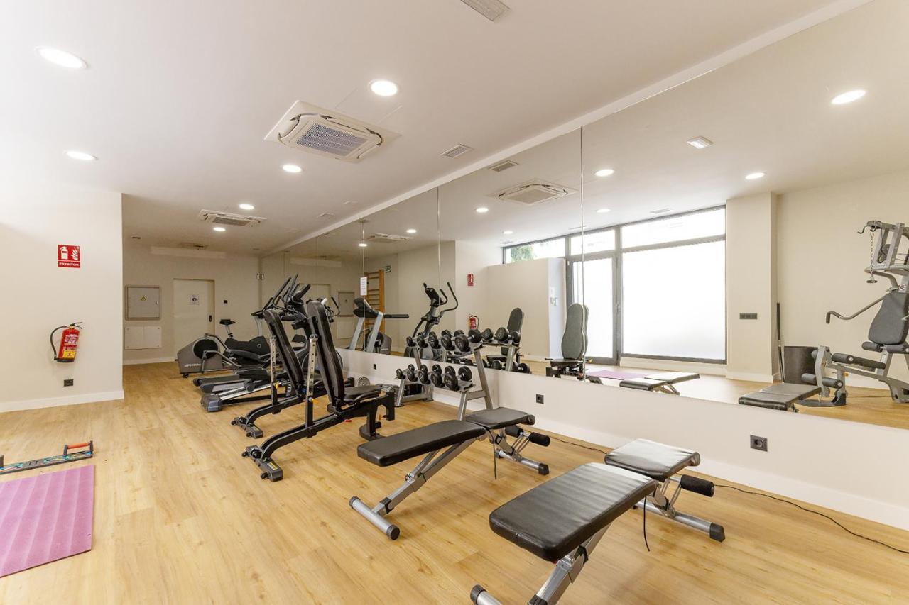 Stylish 2 Bedroom Apartment In Estepona Old Town Bagian luar foto