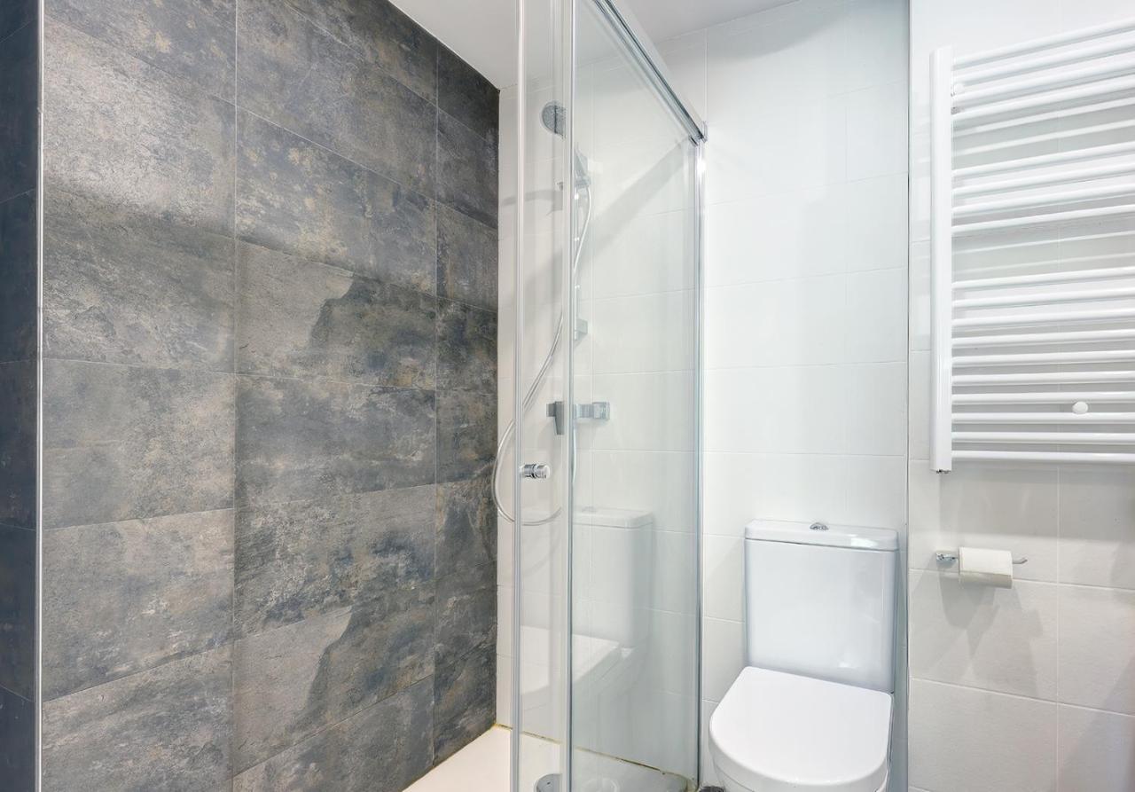 Stylish 2 Bedroom Apartment In Estepona Old Town Bagian luar foto